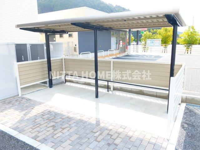ピノテールのその他共用部分|屋根付きの駐輪場は無料で使用できます！