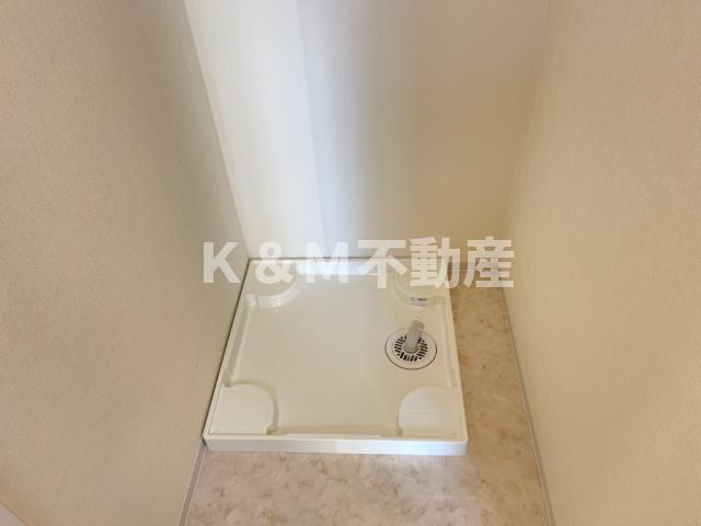 プリオーレおおたかの森のその他|洗濯機置場