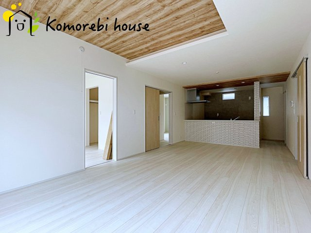 北本市中丸7丁目　新築一戸建て　ブルーミングガーデン　07の居間・リビング|撮影：'26/07/04