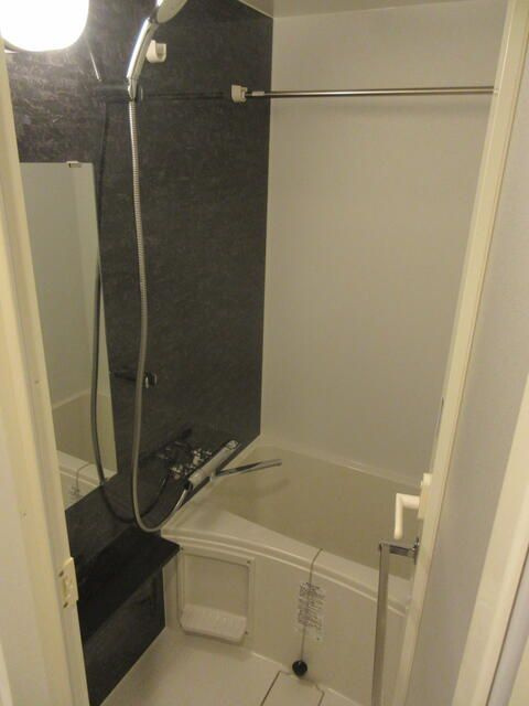 ユリカロゼ五反野Ⅲの浴室