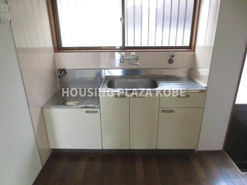 天神町４丁目貸家のキッチン