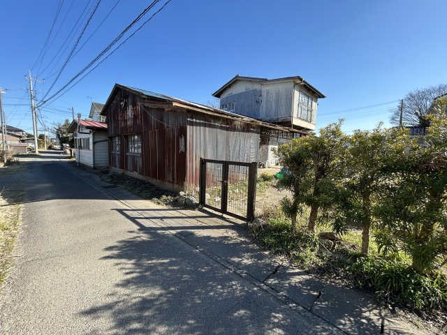 龍ケ崎市立野　土地約180坪の周辺|道路側から見た現地土地写真
