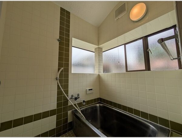 五ケ丘1丁目戸建の浴室