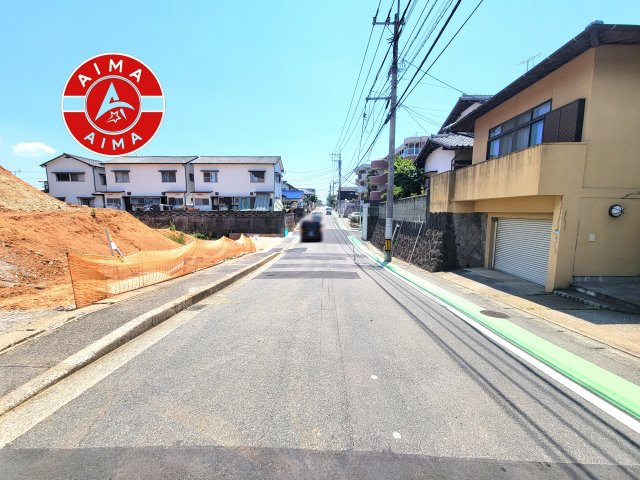 福岡市東区若宮4丁目第4-6棟（1号棟）の前面道路含む現地写真|前面道路です。