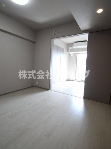 ＷＯＲＶＥ横浜伊勢佐木町の洋室