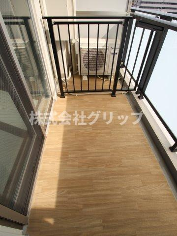 ＷＯＲＶＥ横浜伊勢佐木町のバルコニー