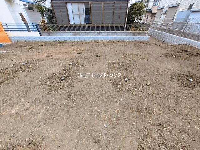 北本市中丸7丁目　新築一戸建て　ブルーミングガーデン　08の駐車場|撮影：'26/03/18