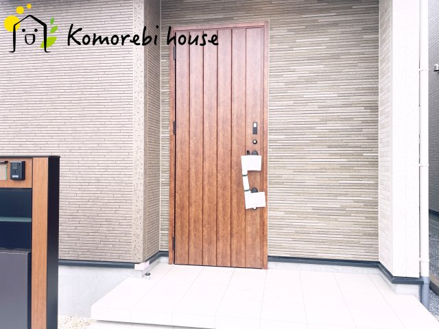 北本市中丸7丁目　新築一戸建て　ブルーミングガーデン　08の玄関|きれいな玄関です