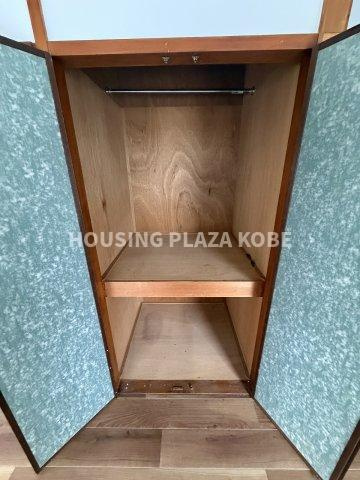 稗原マンションの収納