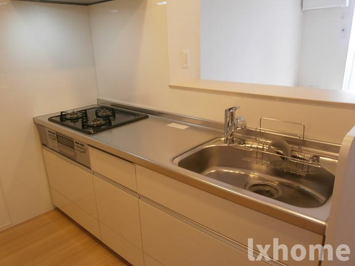 セジュール春日のキッチン|コンパクトなキッチンで掃除もラクラク