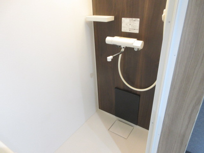 【浴室】 | L＋terrace | シャワールーム、同型タイプ