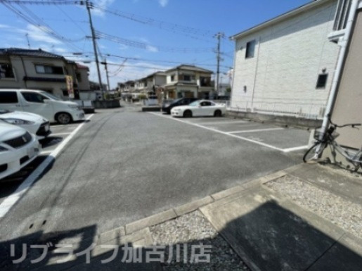 ファレ安田の駐車場