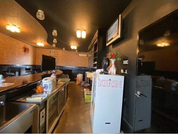 刈谷市東境町坂田様店舗の内装