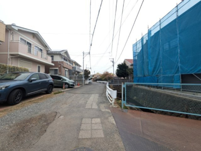 海徒歩15分！ 南向き　高台　デザイナーズ邸宅の周辺|周辺道路