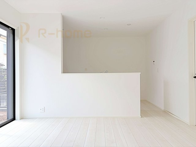 取手市野々井1期　新築戸建て　1号棟のキッチン|リビングで遊ぶお子様にも目が届くカウンターキッチン！