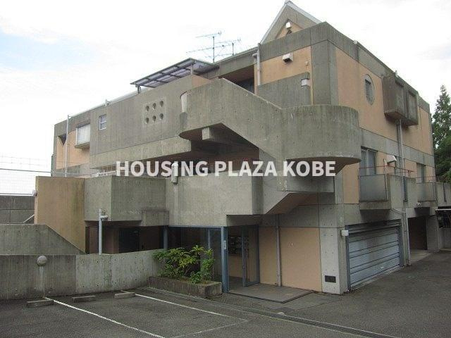 クレストコート