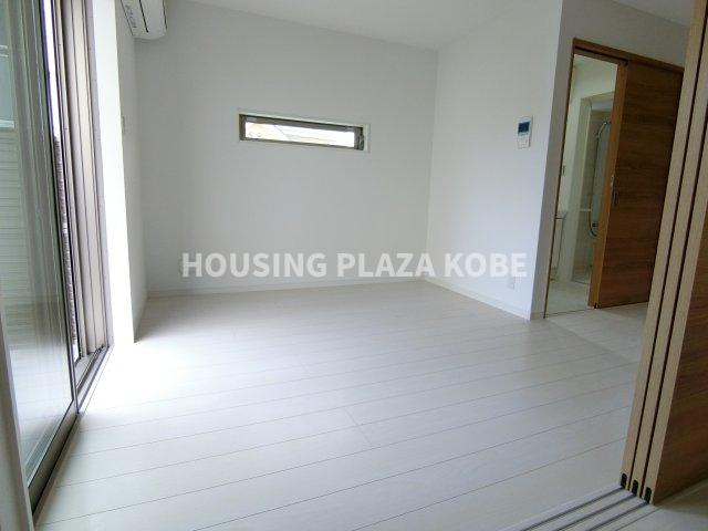 メゾンKPCの居間・リビング