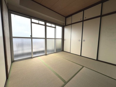 【和室】 | 岸田マンション | 和室ならではの温かな和の空間で寛ぎの時間を過ごせます