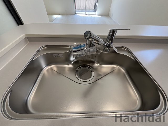 高浜市湯山町８丁目　全1棟のキッチン