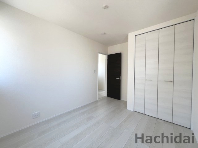 高浜市湯山町８丁目　全1棟の洋室|北側4.55帖洋室