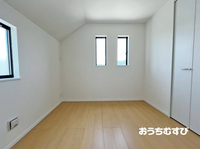 春日井市高森台7丁目（全2棟）の洋室