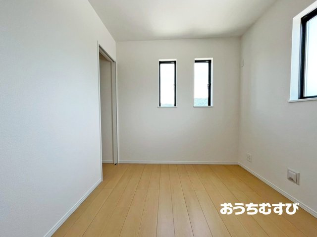 春日井市高森台7丁目（全2棟）の洋室