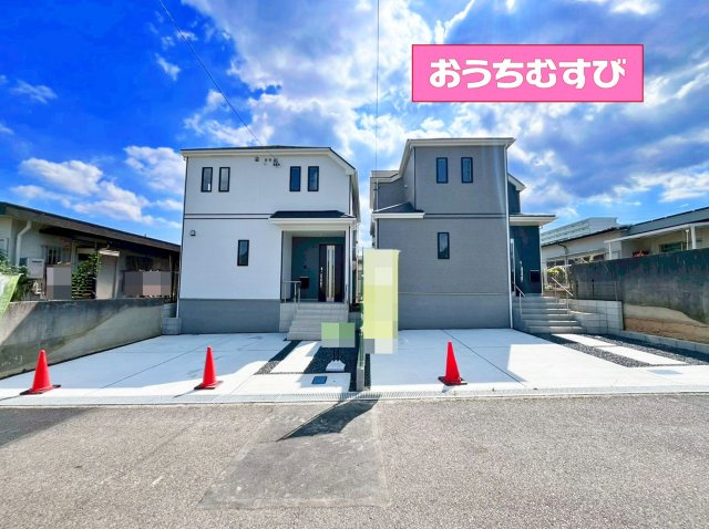 春日井市高森台7丁目（全2棟）の駐車場