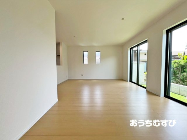春日井市高森台7丁目（全2棟）の居間・リビング