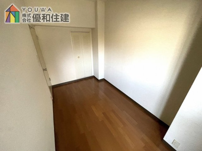 【洋室】 | メゾンドール明石山ノ手 B棟