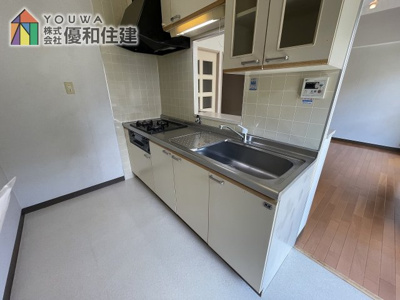 【キッチン】 | メゾンドール明石山ノ手 B棟