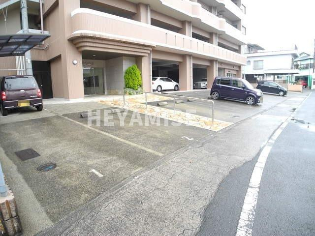 ＴＡＳ２００２の駐車場