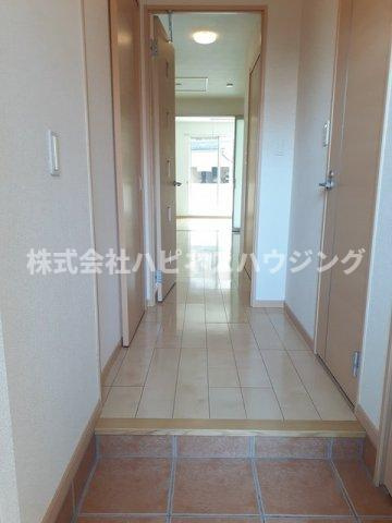 レジデンス　アマーレの玄関