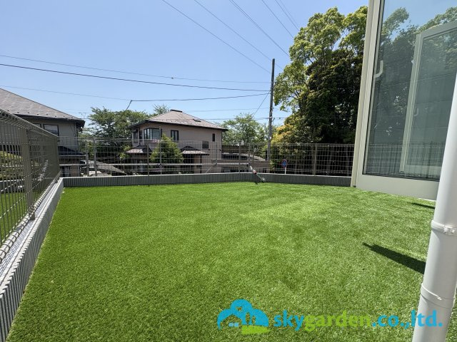 藤沢市片瀬山１丁目　全2棟２号棟の庭|お庭で自由な時間を楽しんでください