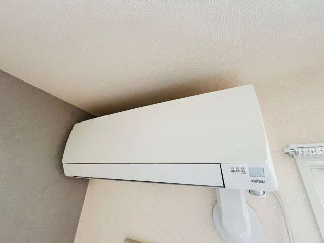 アン・ルクールの設備