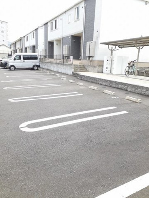 【駐車場】 | ポライトリー　Ａ | 駐車場があります