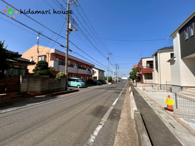 北本市宮内2期　新築戸建　ハートフルKの前面道路含む現地写真