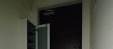 ＴＲＭ本郷真砂の玄関