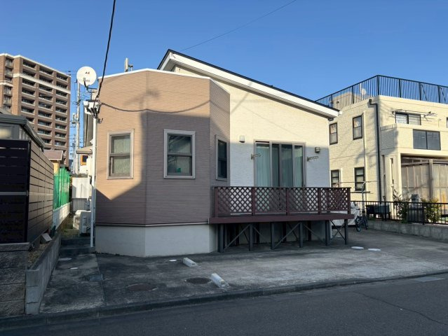 八本松２丁目貸家の外観