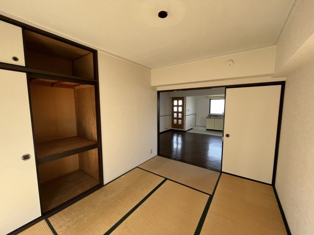 グリーンハイツ東山の和室