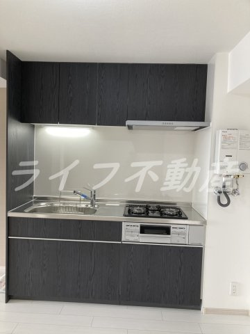 八戸ノ里グランドマンションA棟のキッチン|きれいなキッチンです