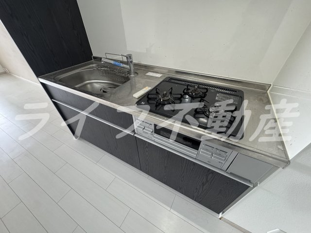 八戸ノ里グランドマンションA棟のキッチン
