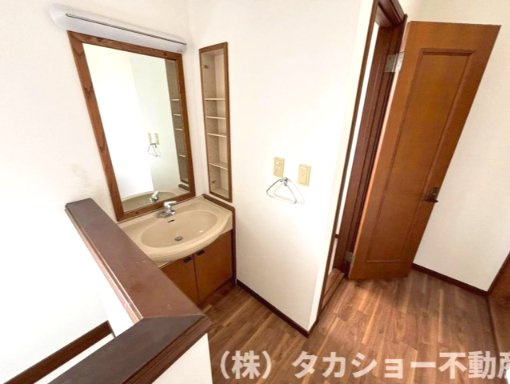 【設備】 | 市原市泉台4丁目　中古戸建 | 2階洗面台です。