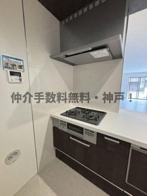 【キッチン】 | 神戸市垂水区西舞子9丁目　新築戸建1号棟　仲介手数料無料！ | 使いやすいキッチンです