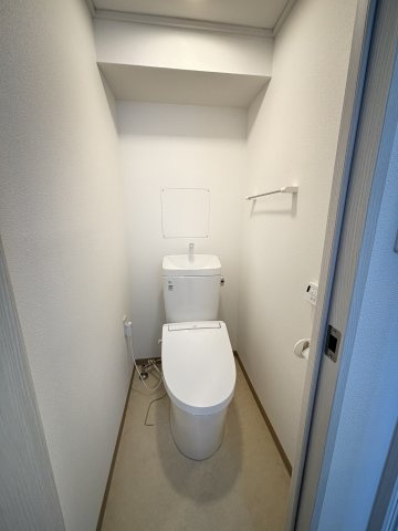 北柏ライフタウン松葉町五丁目第一団地１６号棟のトイレ