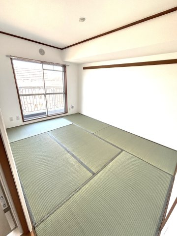 北柏ライフタウン松葉町五丁目第一団地１６号棟の和室