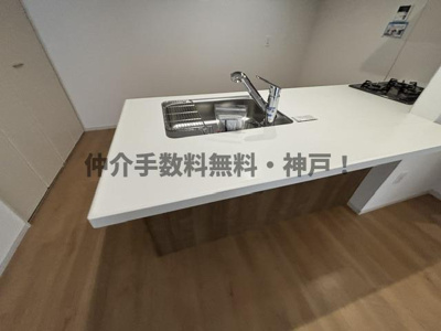 【キッチン】 | 神戸市垂水区西舞子9丁目　新築戸建2号棟　仲介手数料無料！ | キッチンです
