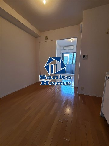 パークキューブ上野の居間・リビング