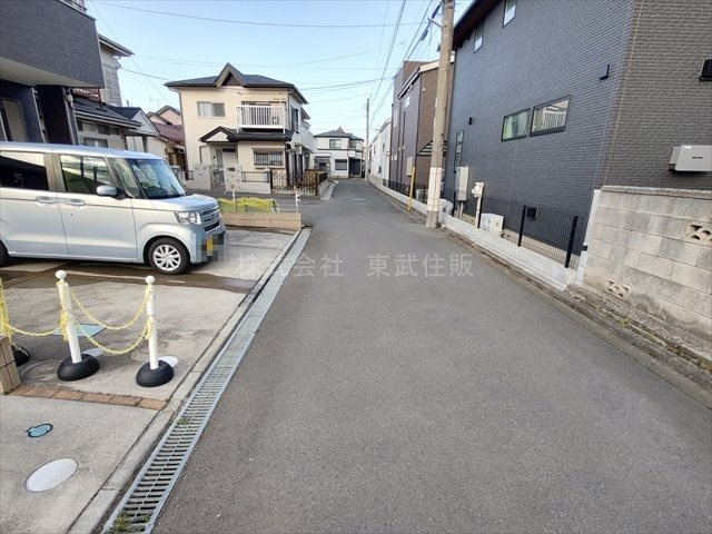 【前面道路含む現地写真】の画像