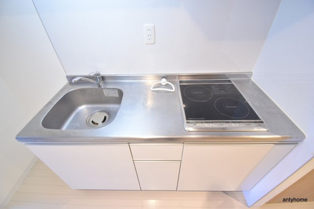 MDI.J Esaka Court　仲介手数料無料のキッチン