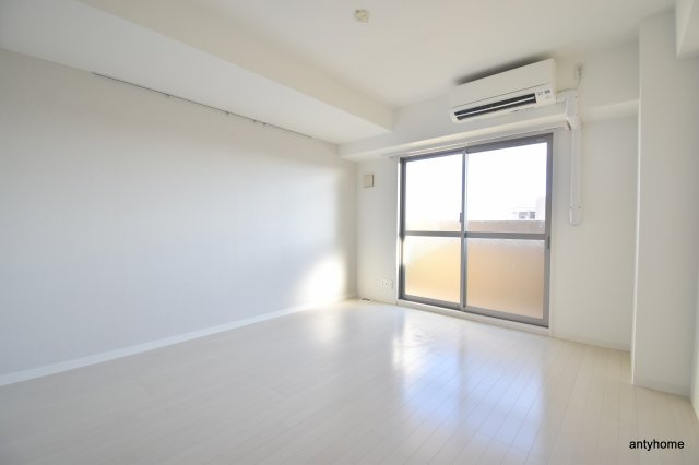 MDI.J Esaka Court　仲介手数料無料の寝室